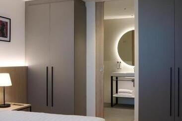 هتل Rmh Modena Raffaello