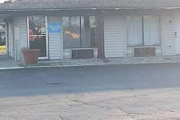 Hotelli Travel Inn Perrysburg