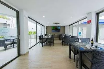 Varanasi Hotel Boutique Aeropuerto