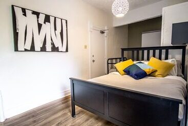 Общежитие Auberge Du Plateau