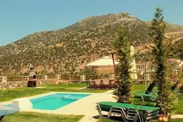 Turistlägenheter Uphoria Villas