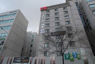 בית מלון כפרי Goyang Page