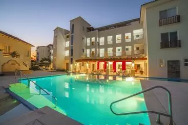 هتل Mansiones Cruz Del Mar