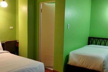 Tinhat Halal حلال Certified Boutique Hotel And Restaurant