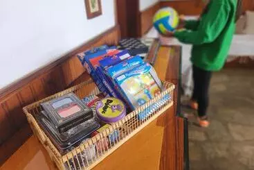 Yalla Chorefto   Hotel & Fun