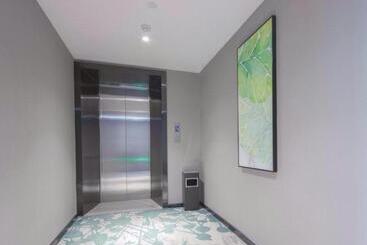 בית מלון כפרי Greentree Inn Express Shangqiu Beihai Road South Railway Station