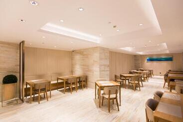 Ji Shanghai Qingpu Wuyue Plaza