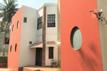 호텔 Star Guesthouse Karachi