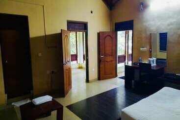 Hotel Welcare Sunrise Valley Resort