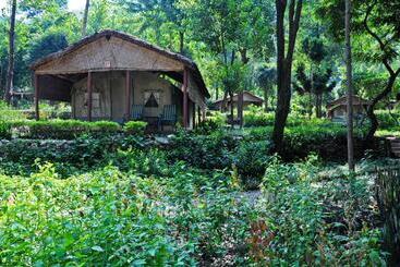 Hotel Welcomheritage Tarangi Ramganga Resort