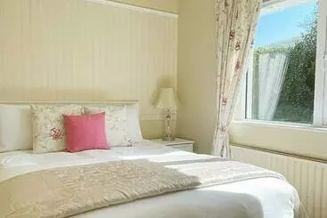 Duinin House B&b