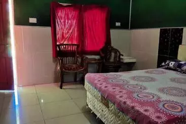 Hotel Sayna