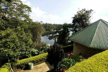 Hotel Crater Bay Cottages