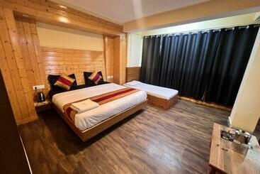 Hotel Gs Cottage On Mall Road