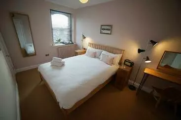 ユースホステル The Alma Taverns Boutique Suites Room 2   Hopewell