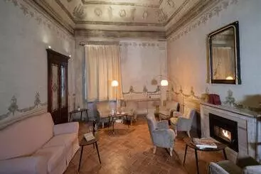 Aamiaismajoitus (B&B) Delcorto Suites