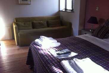 مبيت وإفطار Blas Gwyr