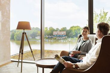 ホテル Hafenspeicher