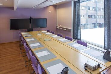 בית מלון כפרי Holiday Club Kuusamon Tropiikki