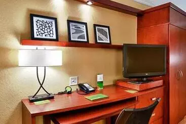 Hotel Towneplace Suites By Marriott Alexandria