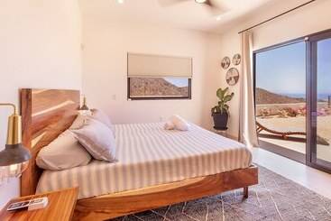 민박 Villa Damiana Luxury