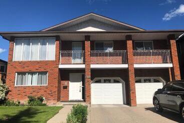 Majatalo Cheerful Room With Private Bathroom