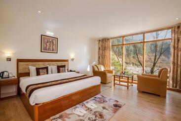 Hotel Vaayu Resorts And Spa