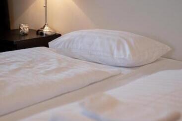 پانسیون Fisherman Guesthouse Flateyri