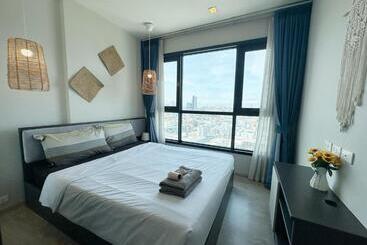 Apart Hotel The Base Central Pattaya By Wwc