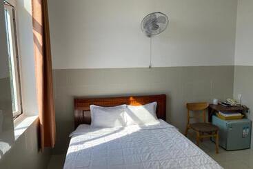 Hotelli Khách Sạn Ngọc Hiền