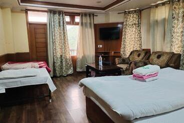 Hotel Snow View Sarahan