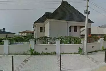 Pension De Lounge Inn