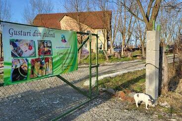 Ferma Valea Soarelui