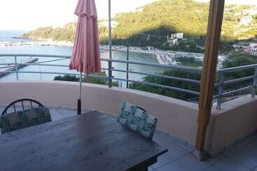 Harbour View   Oceanis Apartments