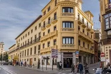 Hôtel (catégorie 1/2 *) AMC Granada