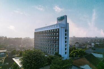 Otel The 1o1 Bogor Suryakancana
