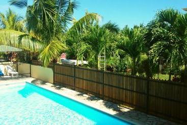 ツーリストアパートメント West Coast View Studios & Appartment