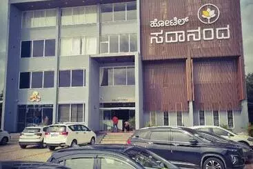 Hotel Sadanand S Highway Inn, Tumkur