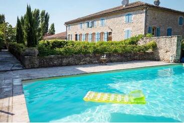 Pensjonat Chambre D Hôtes Le Flacon De La Verrouille