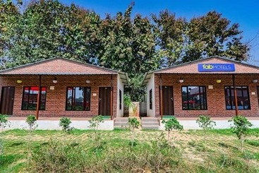 Fabhotel Prayag Deep