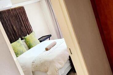 بنسيون Makwatambani Guest Manor