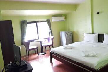 Hotell Kluay Mai Guest House