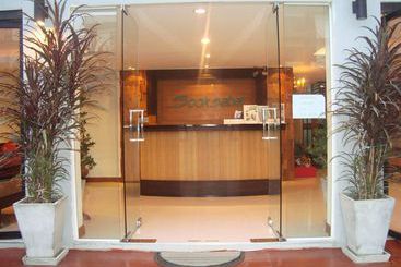 Отель Sooksabai Jomtien Beach