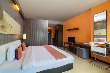 Silathip Huahin Serviced Apartment &
