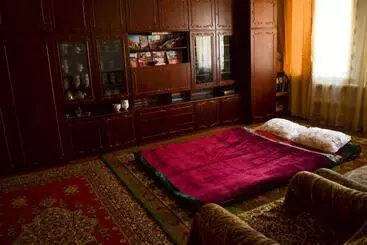 تختخواب و صبحانه Guesthouse Bermet