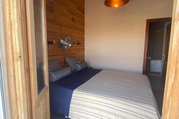 تختخواب و صبحانه Villa Entre Mer Et Montagne