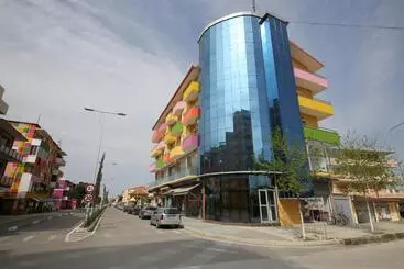 Hotel Andrea Bashuri