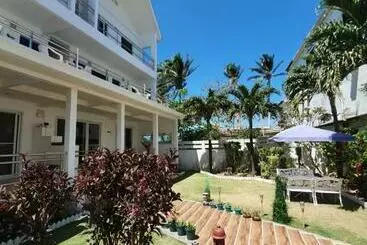 Alberg Clubboracay Apartelle