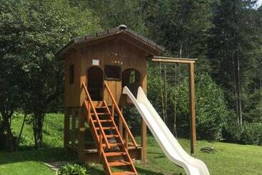 پانسیون House Berdnik