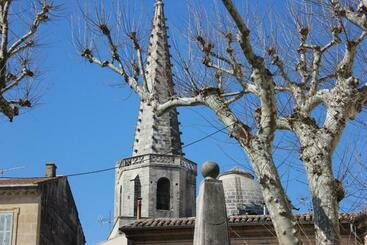 アパートホテル Mas De Valrugues Holifrance